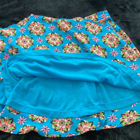 Flying Tomato NWOT, flowy mini skirt, blue background with orange flowers - Picture 5 of 11